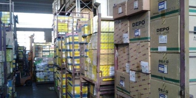 Auto und LKW Autoersatzteile Restpostenverkauf