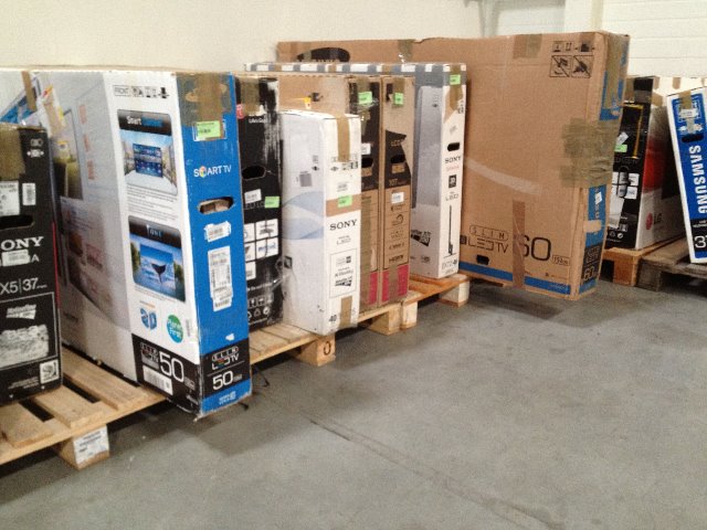TV Fernseher LED LCD Discounter Retr. verschiedene Modelle